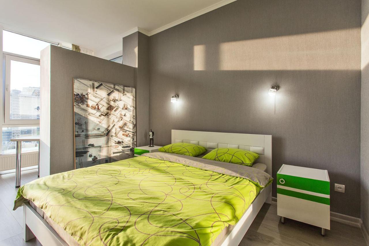 Gagarin Plaza Apartment 70 Square Metres On 12Th Floor Одеса Екстер'єр фото